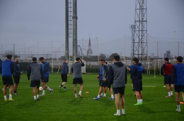 İran Milli Futbol Takımı hazırlıklarını Antalya’da sürdürüyor