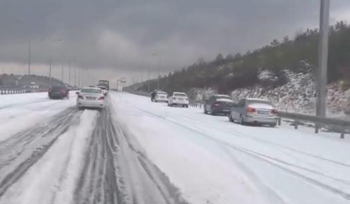 Ankara'da sağanak ve dolu yağışı etkili oldu