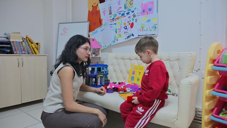 Manisa'da iletişim engelini kaldıracak hizmet; konuşma ve dil terapisi eğitimi