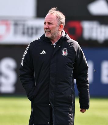 Beşiktaş, Fenerbahçe maçının hazırlıklarına başladı