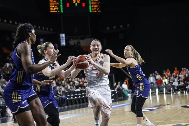 Çimsa ÇBK Mersin –  Fenerbahçe Opet: 65-95