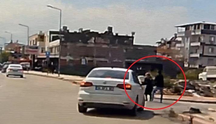 Yolda yürüyen kadının boynundaki kolyesini gasbeden şüpheli tutuklandı