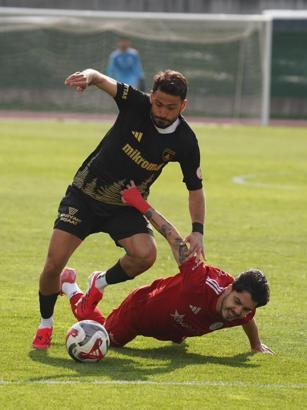 Muğlaspor zirveden uzaklaştı