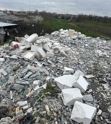 Dere yatağına atık döken kişiye 50 bin lira ceza