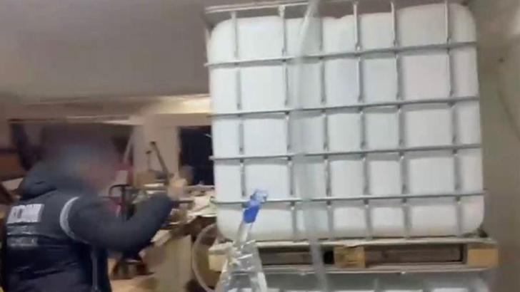 İstanbul'da sahte içki operasyonu: 32 gözaltı