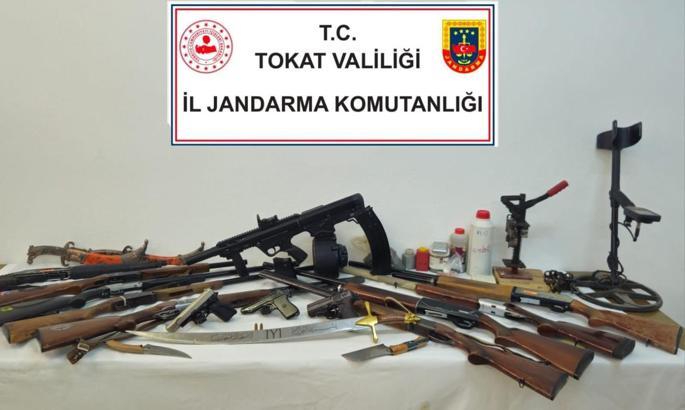 Tokat’ta silah ve kaçakçılık operasyonu: 6 gözaltı