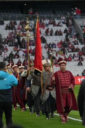 Milli maçtan renkli kareler