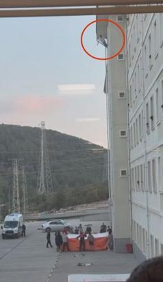 Muğla’da yurdun 4’üncü kat penceresinden atlayan üniversite öğrencisi öldü / Ek fotoğraflar