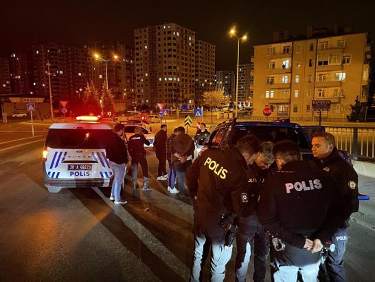 Kayseri’de polisten kaçan alkollü iki sürücüye toplam 920 bin TL ceza