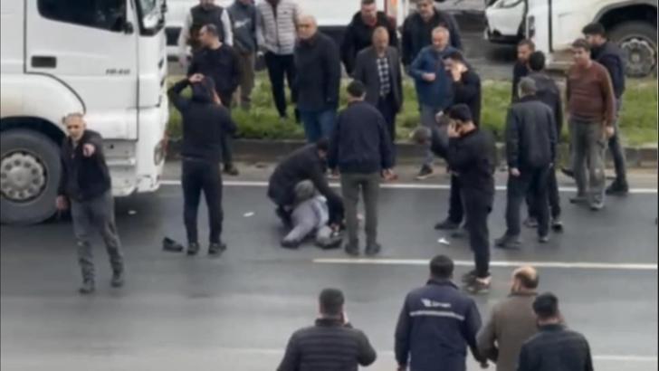 Mardin'de tankerin çarptığı yaya yaralandı