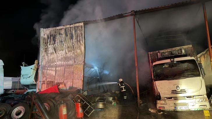 Ağır vasıta servisinde yangın