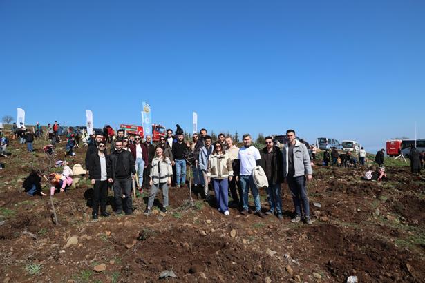YEDAŞ, yüzlerce fidanı toprakla buluşturdu