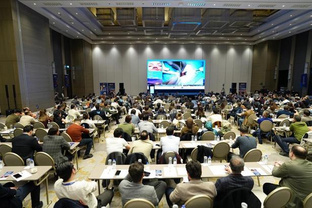 NoseCraft’da eğitim ve canlı cerrahi bir arada