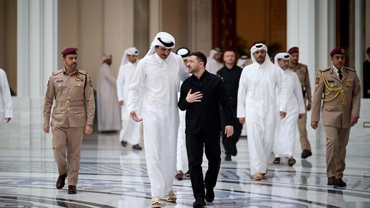 Ukrayna Devlet Başkanı Zelenskiy, Katar Emiri Al Sani ile görüştü