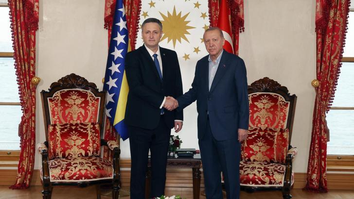 Cumhurbaşkanı Erdoğan, Bosna Hersek Devlet Başkanlığı Konseyi Başkanı Denis Beçiroviç'le görüştü