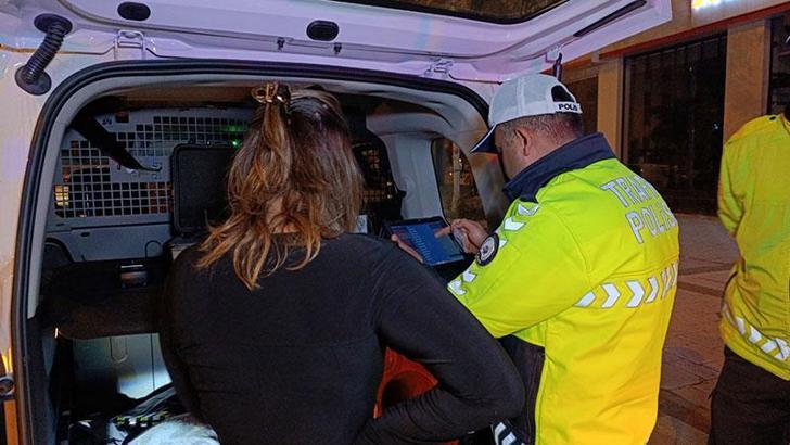 Trafik denetiminde ehliyeti iptal edildi, 'Beni çekmeyin, avukatım' dedi