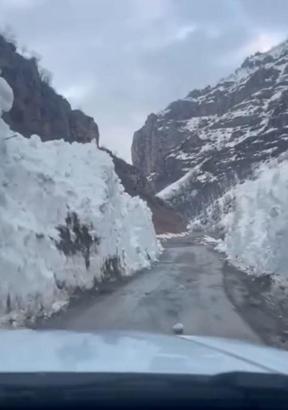 Şırnak’ta 5 gün önce çığ nedeniyle kapanan yol ulaşıma açıldı