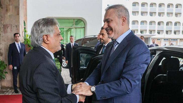 Dışişleri Bakanı Fidan, Pakistan Dışişleri Bakanı Dar ile bir araya geldi