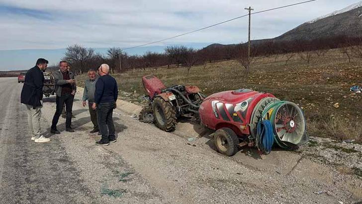 Malatya’da traktör devrildi: 2 yaralı