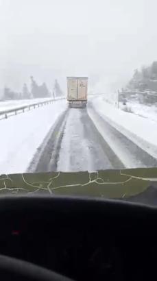 Antalya- Konya yolunda kar yağışı