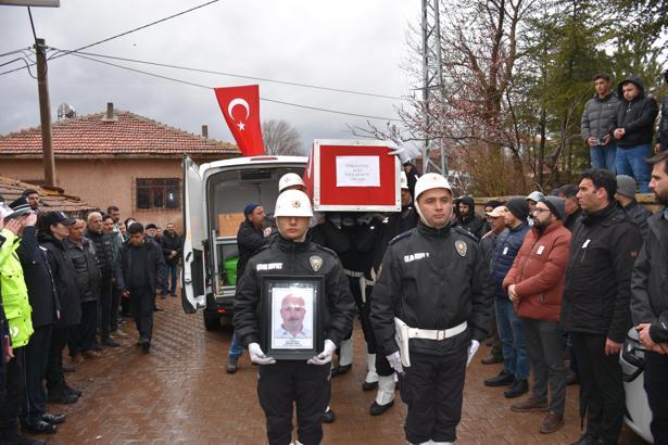 Kaza şehidi polis memuru, Kırıkkale'de son yolculuğuna uğurlandı