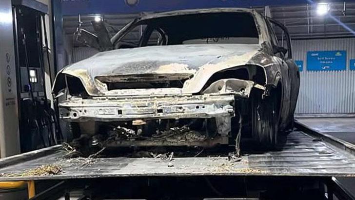 Yanan otomobilde insan kemikleri bulundu