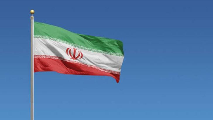 İran, Deniz Kuvvetleri Komutanı Tengsiri’nin hayatını kaybettiğini açıkladı İran, Deniz Kuvvetleri Komutanı Tengsiri’nin hayatını kaybettiğini açıkladı