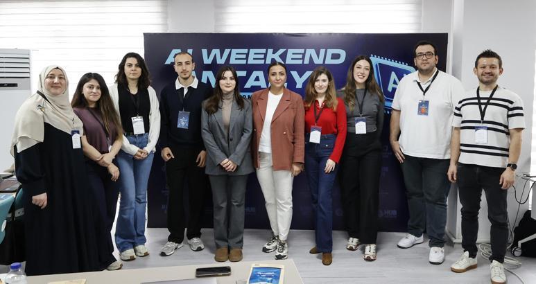 Büyükşehir’den teknoloji meraklısı gençlere yapay zeka eğitimi