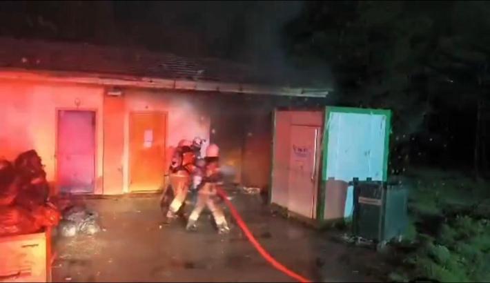 Diyarbakır’da, hastanenin tıbbi atık deposunda yangın