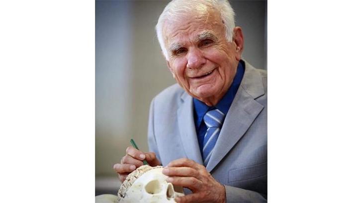 M. Gazi Yaşargil Genç Beyin Cerrahı Ödülü için başvurular başladı