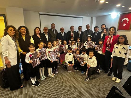 Erdemli'de 'İyileştiren Kütüphane' etkinliği