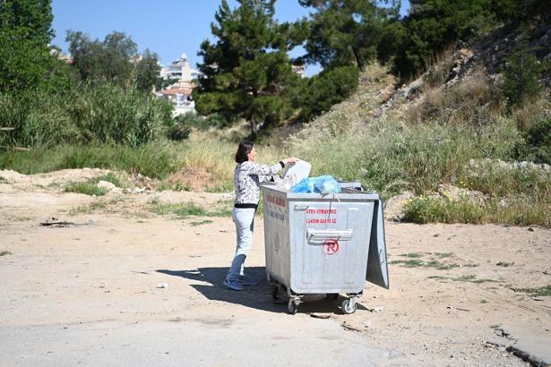 Kuşadası Belediyesi'nden 'çevre temizliği' çağrısı
