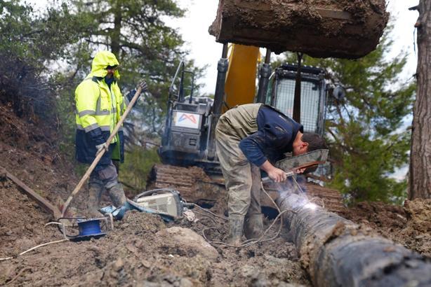 Mersin'de heyelan sonrası zarar gören içme suyu hattı onarıldı