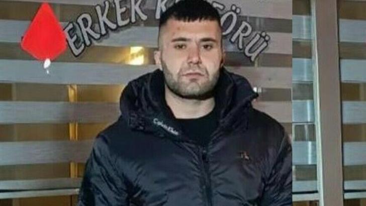 Evinde uyurken balkondan giren kişi tarafından öldürüldü