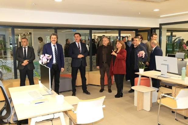 BUÜ’de Erasmus ve Proje Ofisleri hizmete açıldı