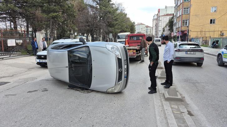 Eskişehir’de otomobil devrildi; sürücü yara almadan kurtuldu