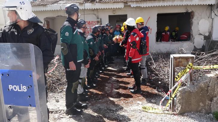 Burdur'da deprem tatbikatı
