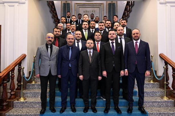 Bakan Gürlek, Nevşehirli iş adamlarıyla görüştü