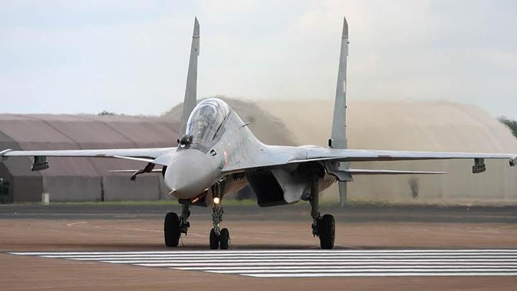 Rus savaş uçağı Kırım’da düştü