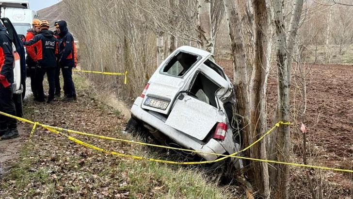 Kanser hastası babasını hastaneye götürürken kaza yaptı: 3 ölü