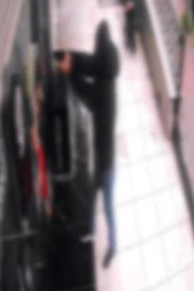 Esenyurt'ta tartıştığı kişinin iş yerini kurşunlayan şüpheli tutuklandı