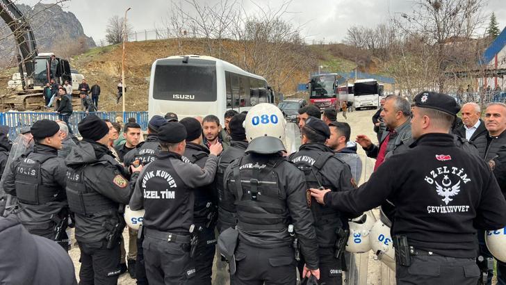 Fenerbahçe'nin Yüksekova'yı 1-0 yendiği maçta gerginlik yaşandı