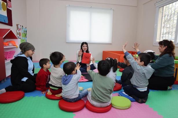 Akdeniz'de hem çocuklara hem ailelere ‘mahremiyet’ eğitimi