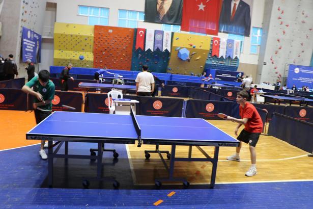 İşitme Engelliler Masa Tenisi Türkiye Şampiyonası Samsun’da başladı