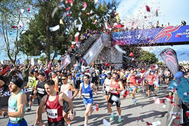 21. Uluslararası Runtalya Maratonu Antalya’da başladı