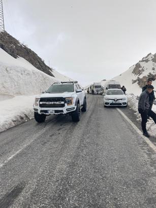 Hakkari- Şırnak kara yolu çığ nedeniyle kapandı