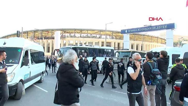 Beşiktaş taraftarı derbi için yola çıktı