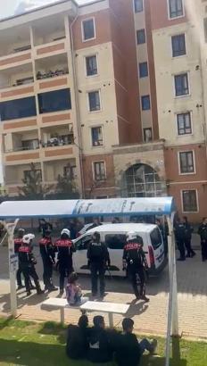 Sitede aidat kavgası; 4 yaralı