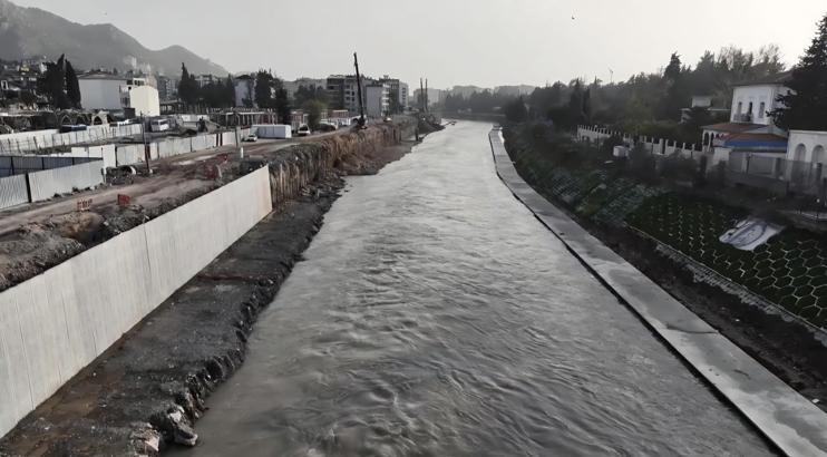 Asi Nehri’nde ıslah ve çevre düzenleme çalışmaları sürüyor