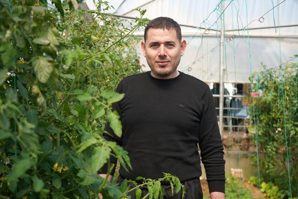 Psikiyatri hastaları hem tedavi görüyor hem para kazanıyor